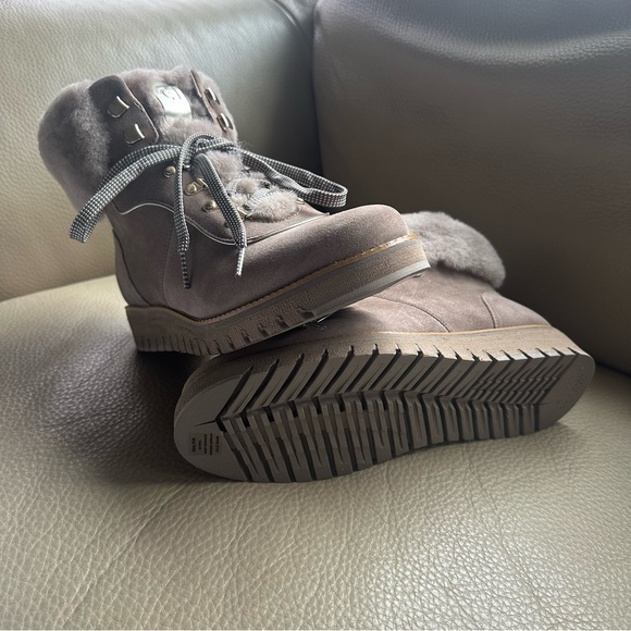 NWT Cole Haan Boots - Size 10 - Picture 4 of 6